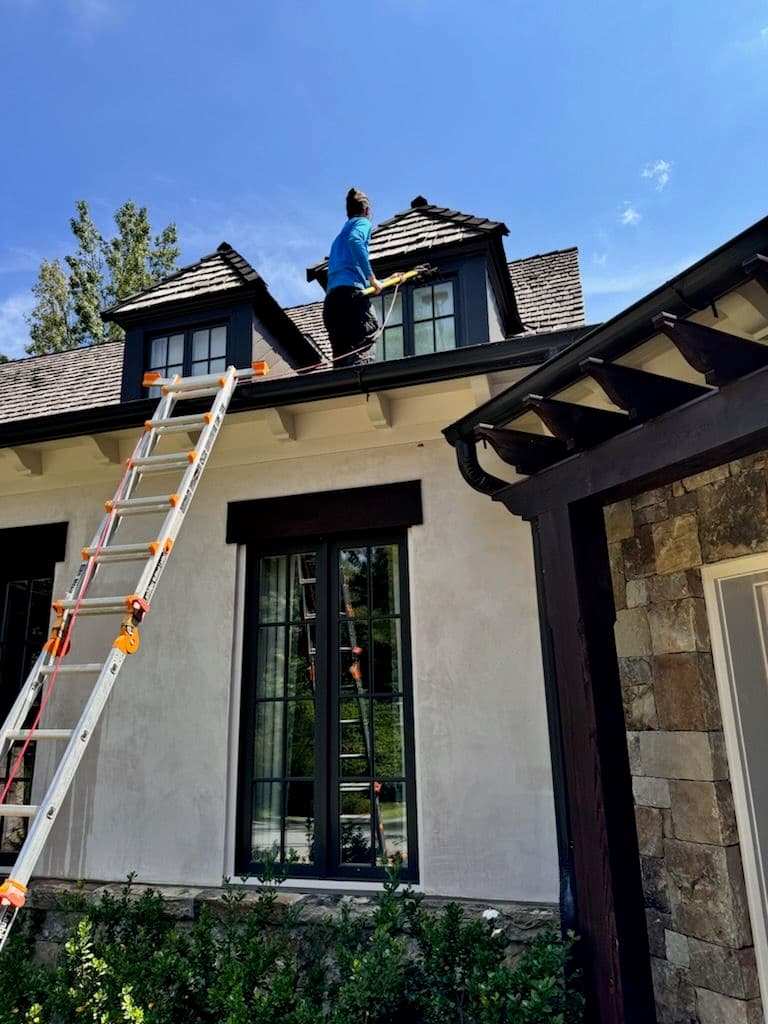 Local exterior cleaning work in Woodstock, GA