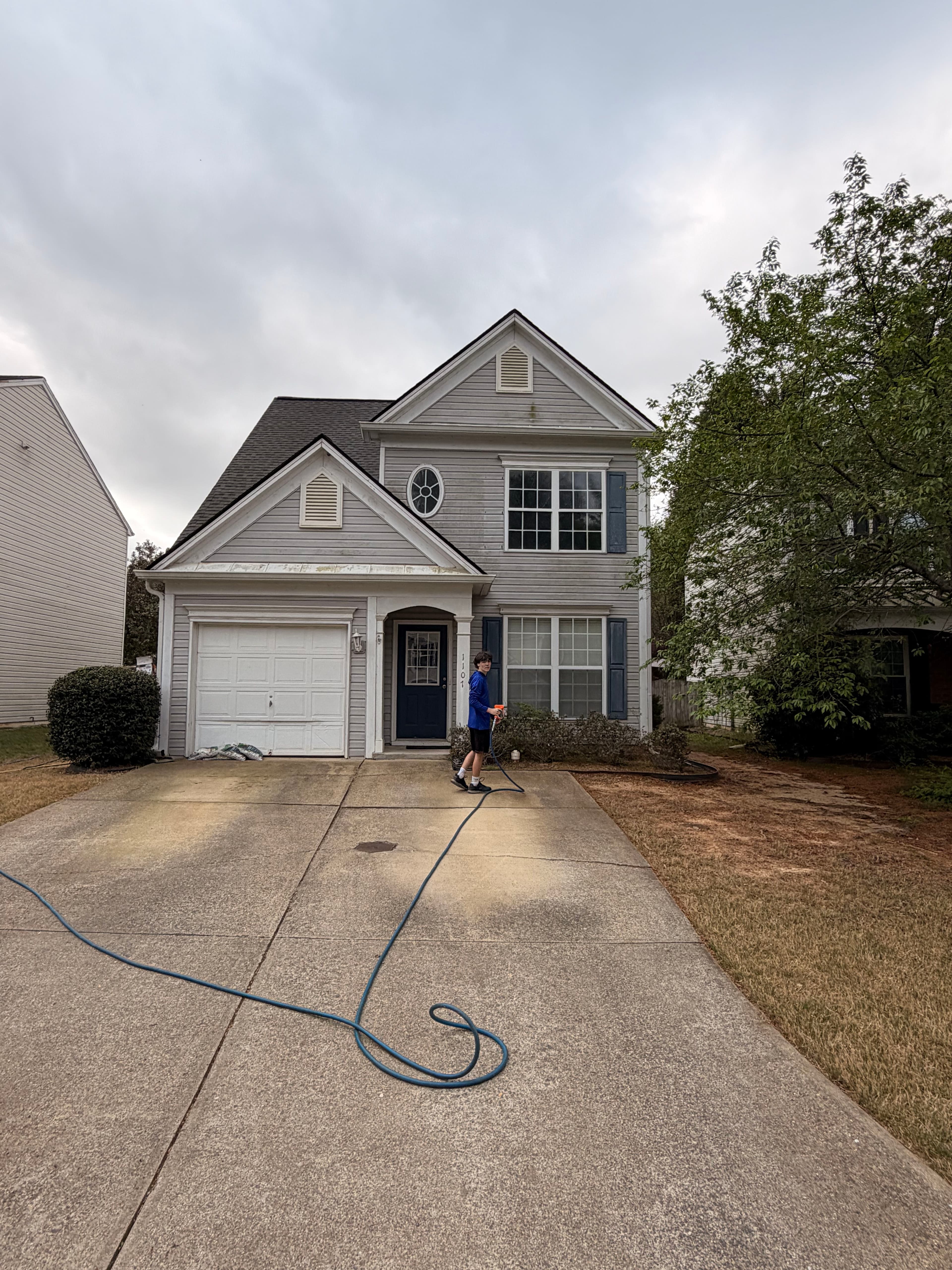 Local exterior cleaning work in Peachtree City, GA